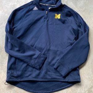 Mens Adidas pullover. Size L